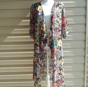 LuLaRoe Floral Sheer Shirley Kimono